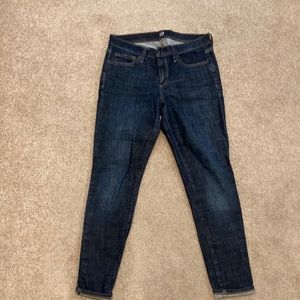 Gap denim true skinny 27 short